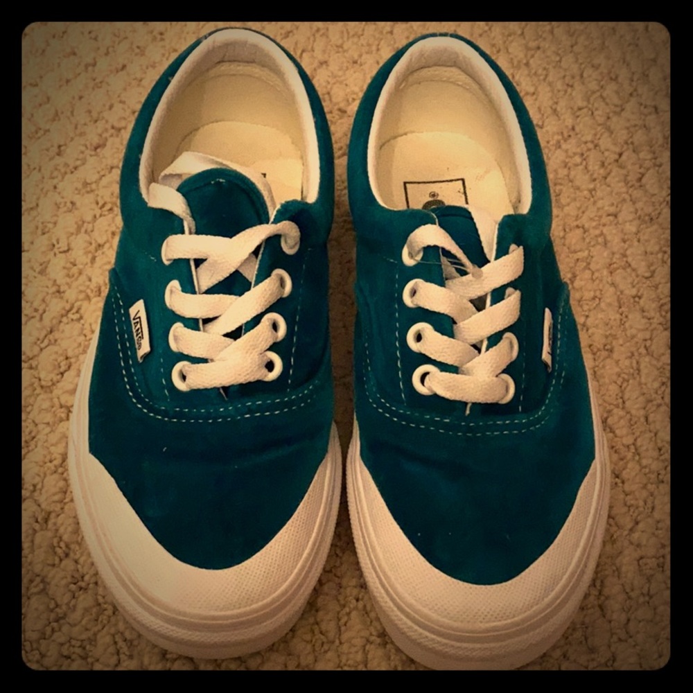 blue velvet women’s size 5.0 vans